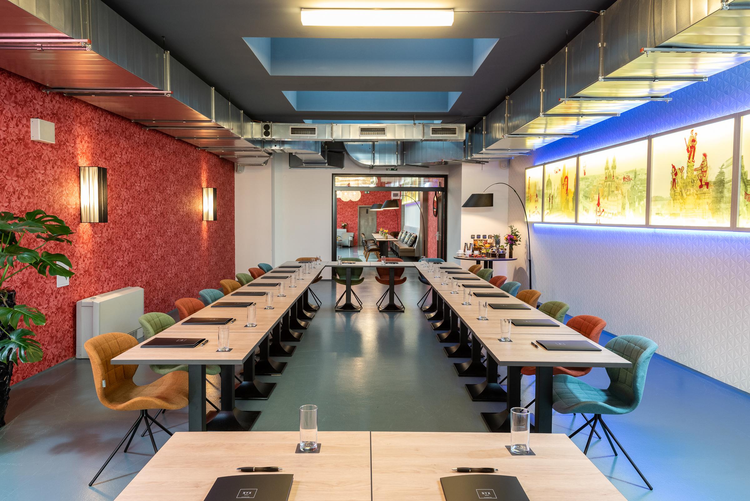 布拉格nyx莱昂纳多酒店 外观 照片