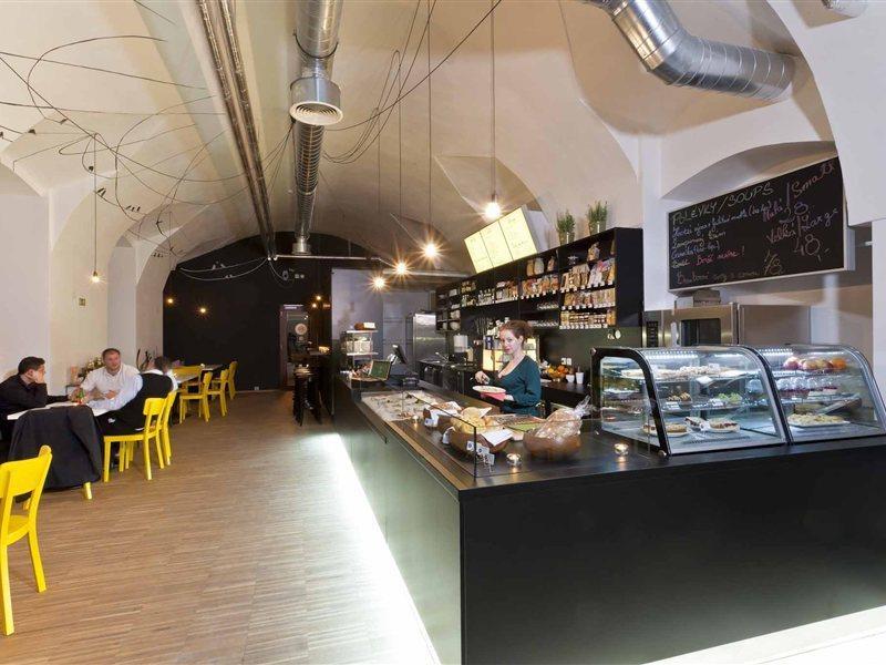 布拉格nyx莱昂纳多酒店 外观 照片